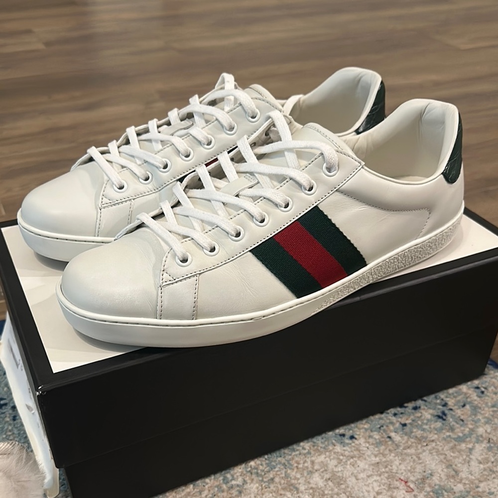 Gucci White Leather Sneakers Ace with Red and Green Stripes